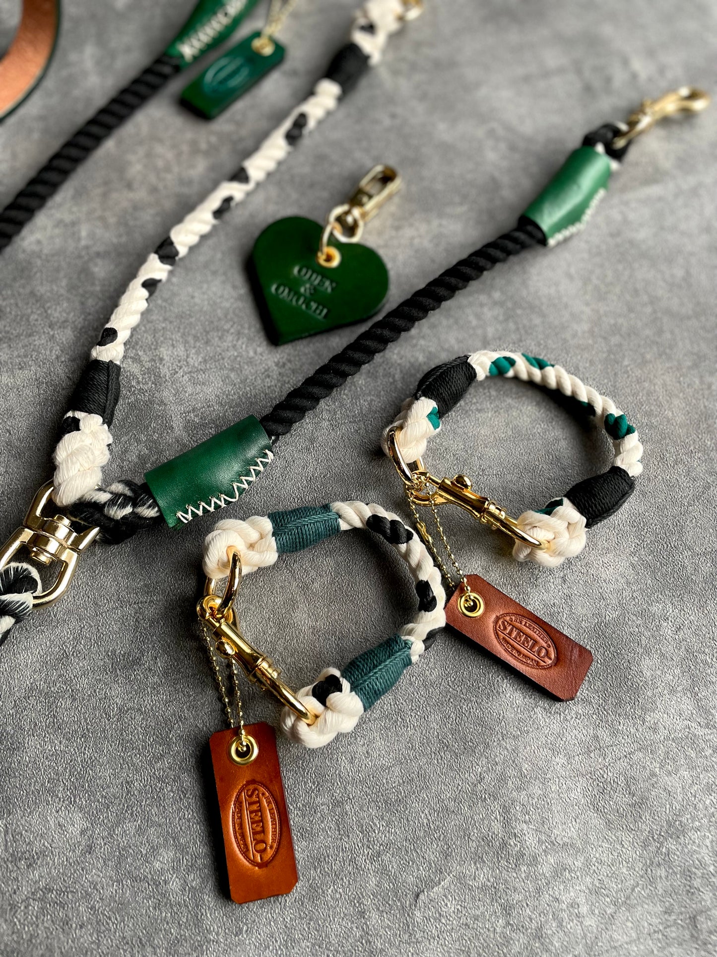 Cow pattern ROPE COLLAR