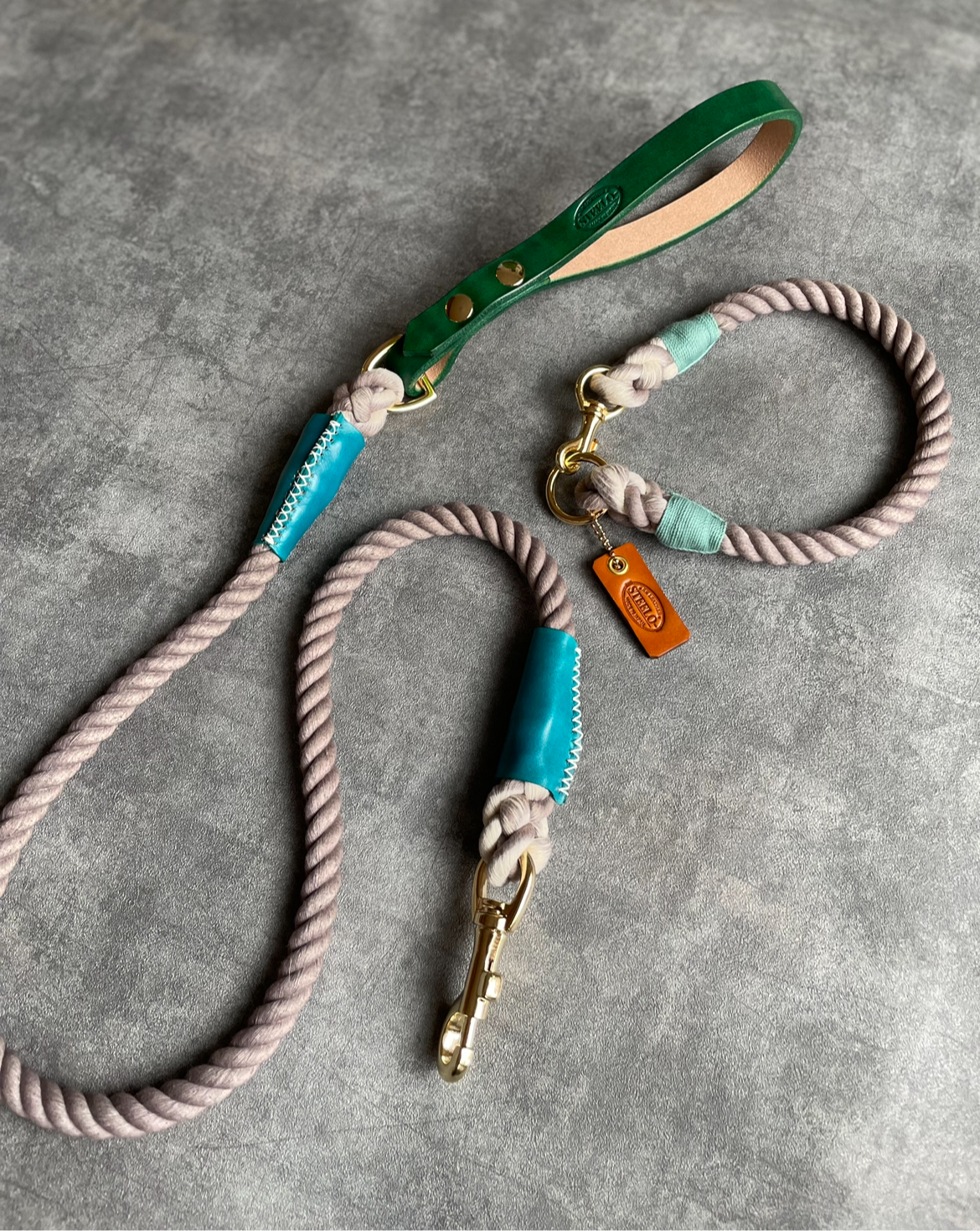 CUSTOM LEATHER ROPE LEAD