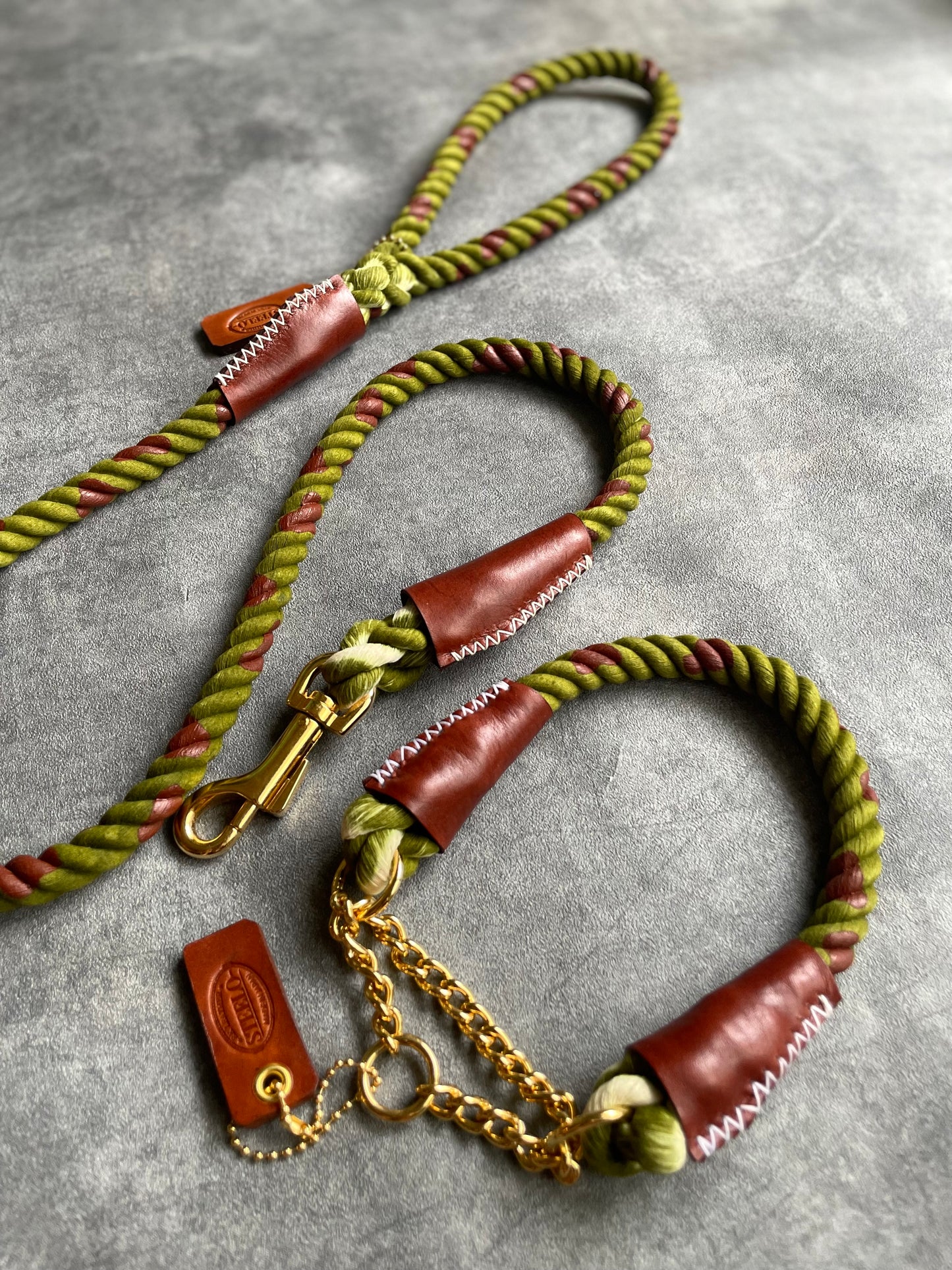 牛柄ROPE COLLAR