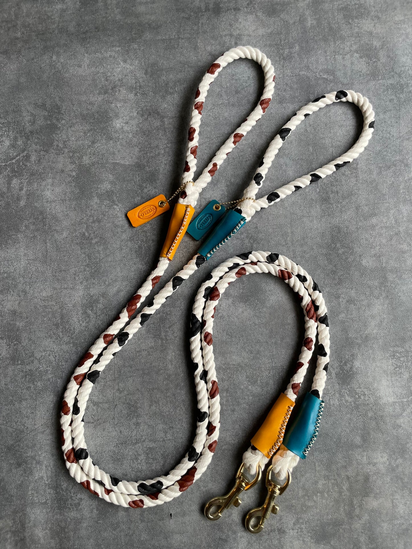 CUSTOM CASUAL 牛柄 ROPE LEAD