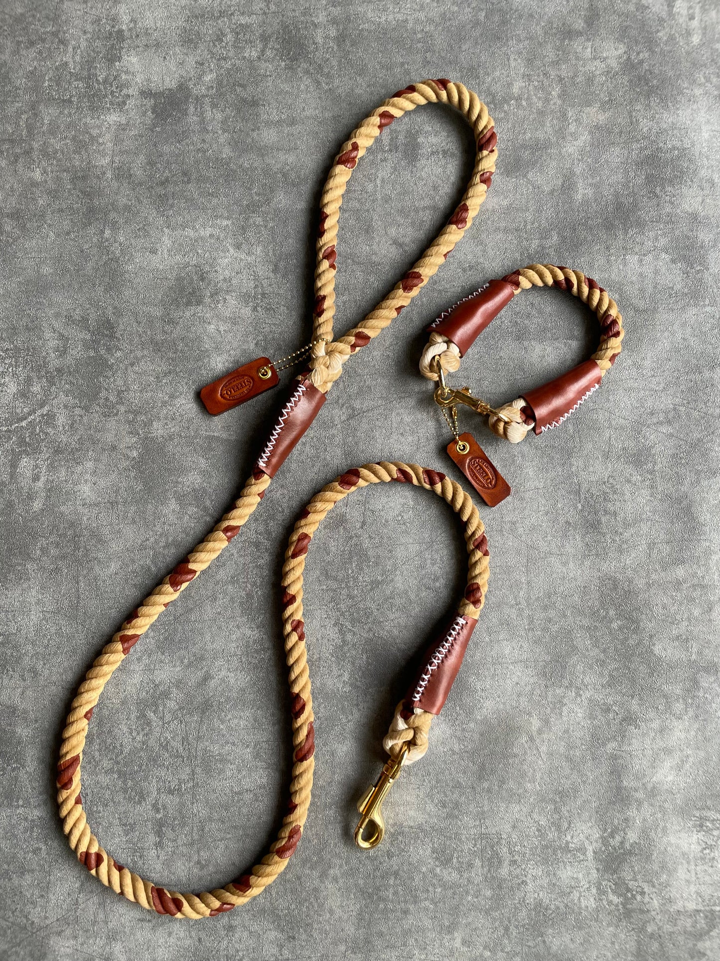 CUSTOM CASUAL 牛柄 ROPE LEAD