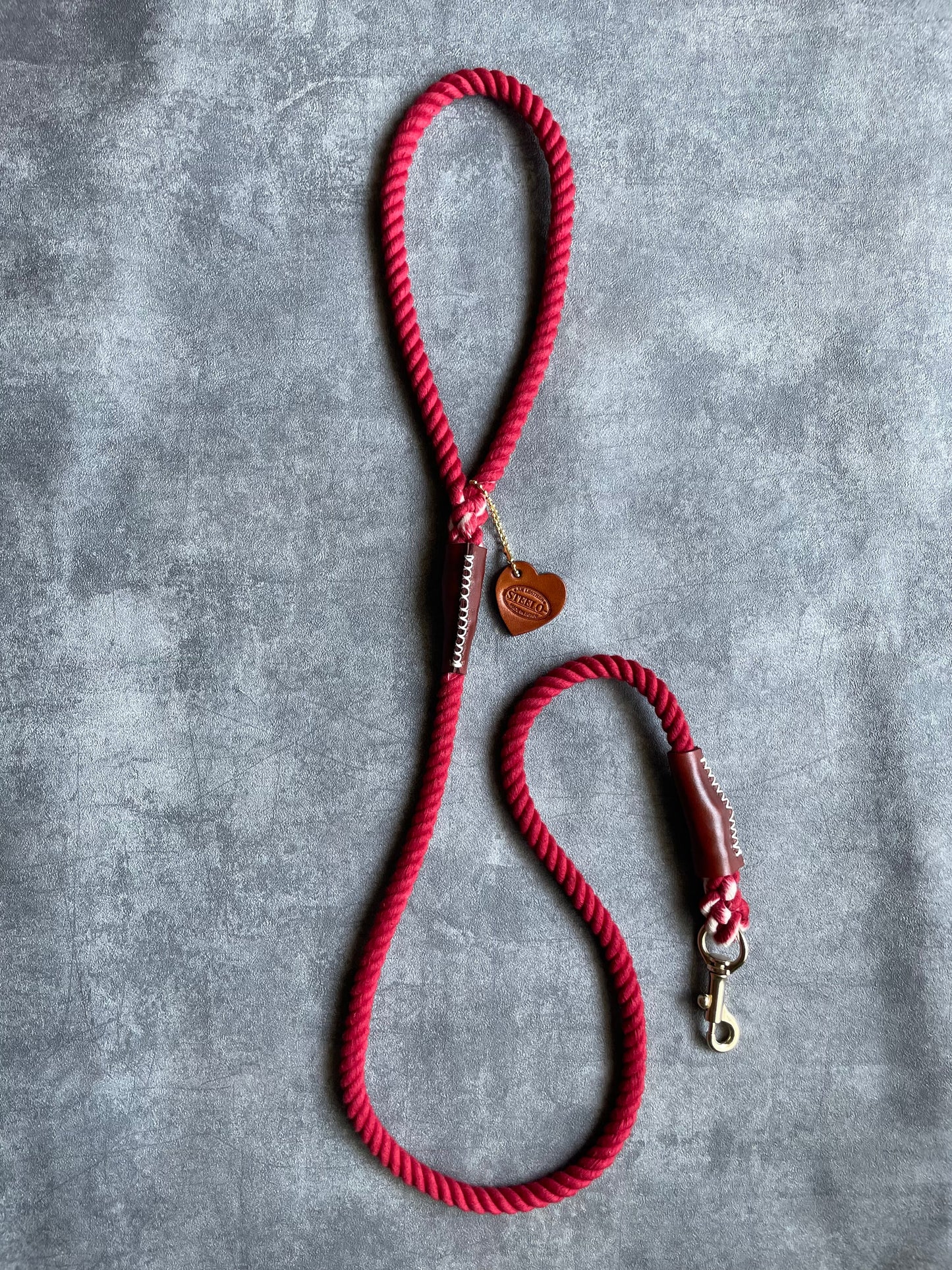 CASUAL ROPE LEAD/DEEP RED/太さ9mm/15kg迄