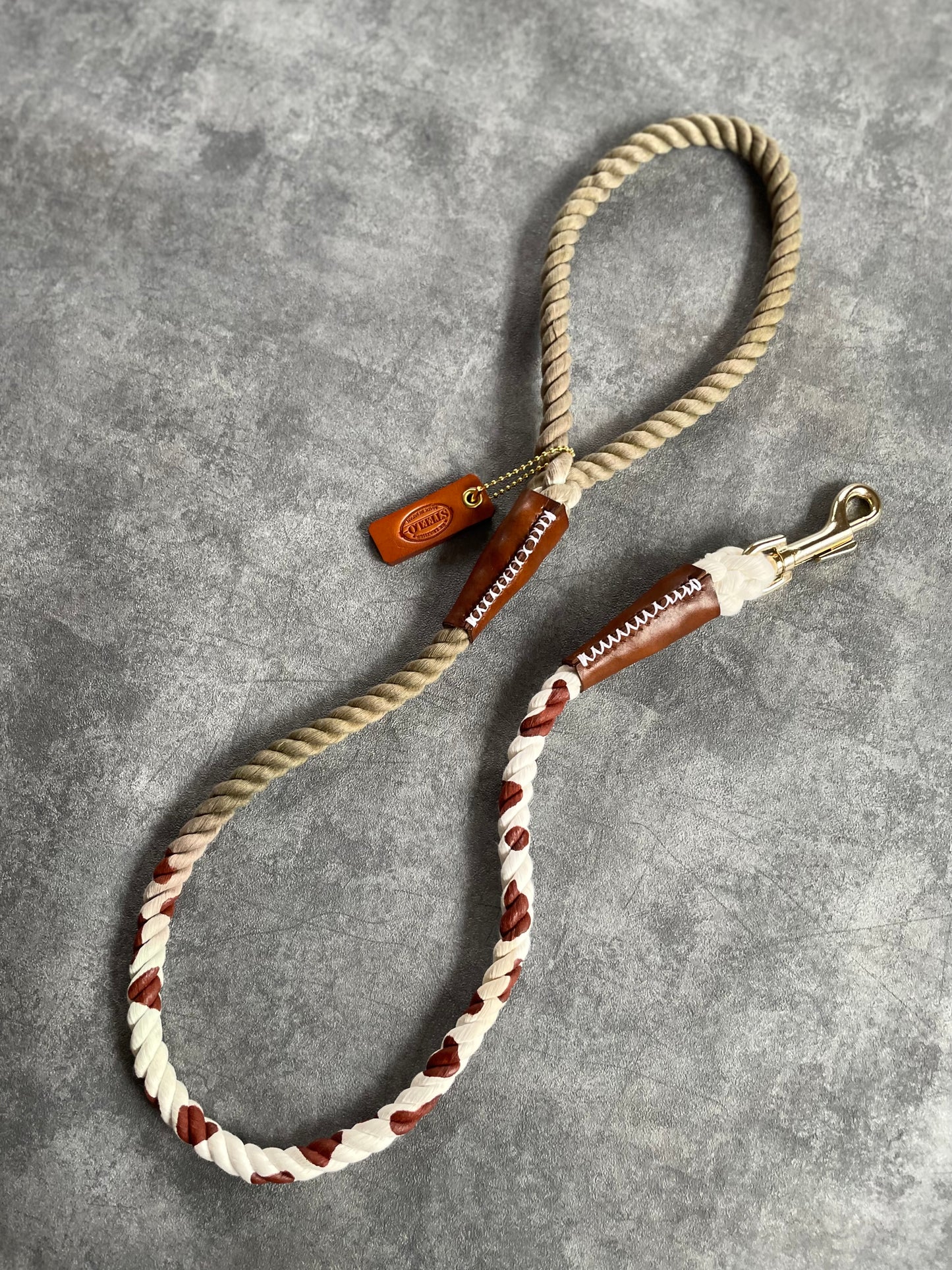 GRADATION COW PATTERN ROPE LEAD/太さ12mm/20kg迄