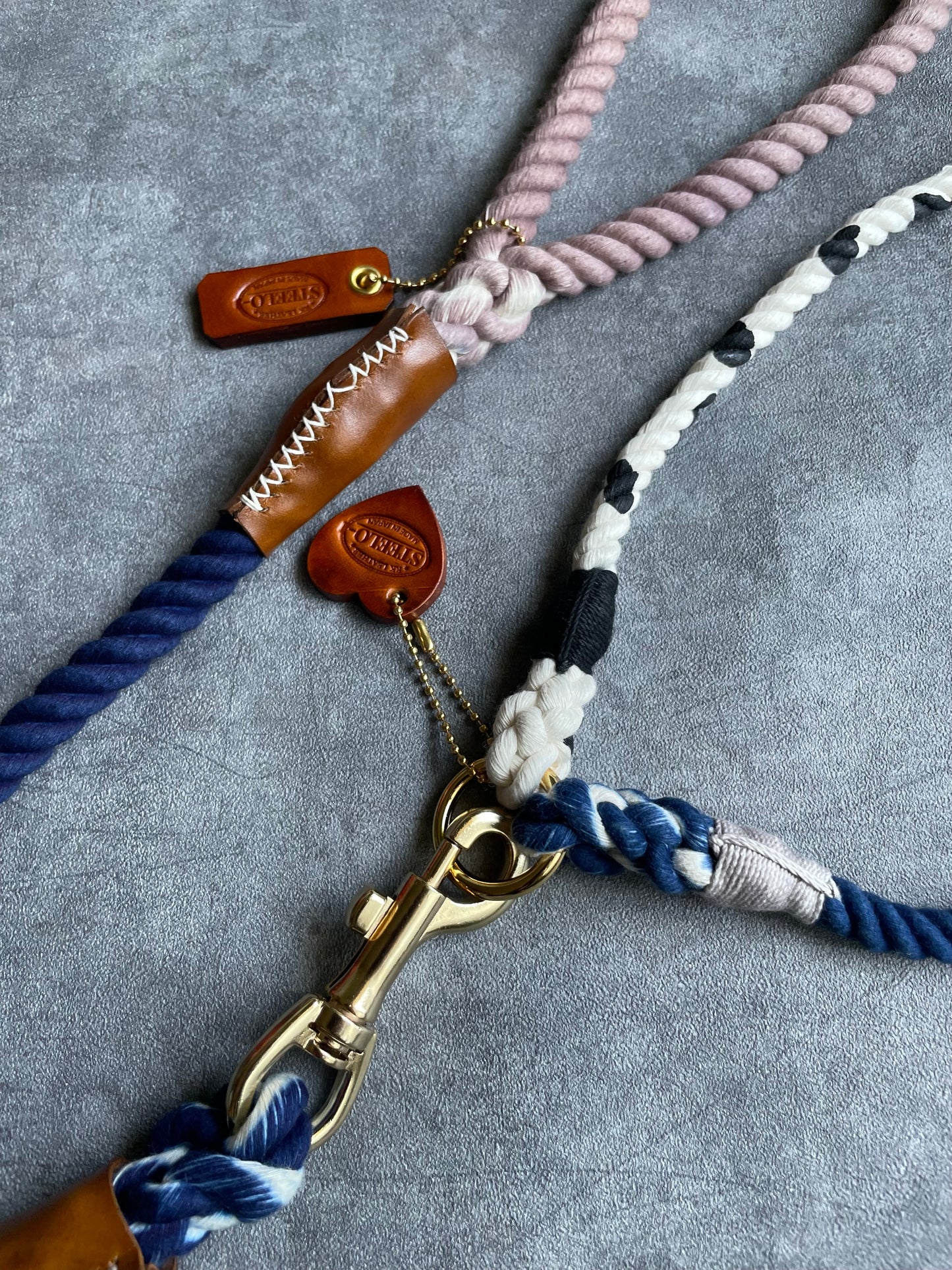 お手持ちのリードの先端に繋げて使える多頭引き/W LEAD/ 太さ9mm/各15kg迄